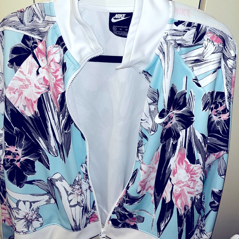 Large Nike sweat suit top in a tropical color